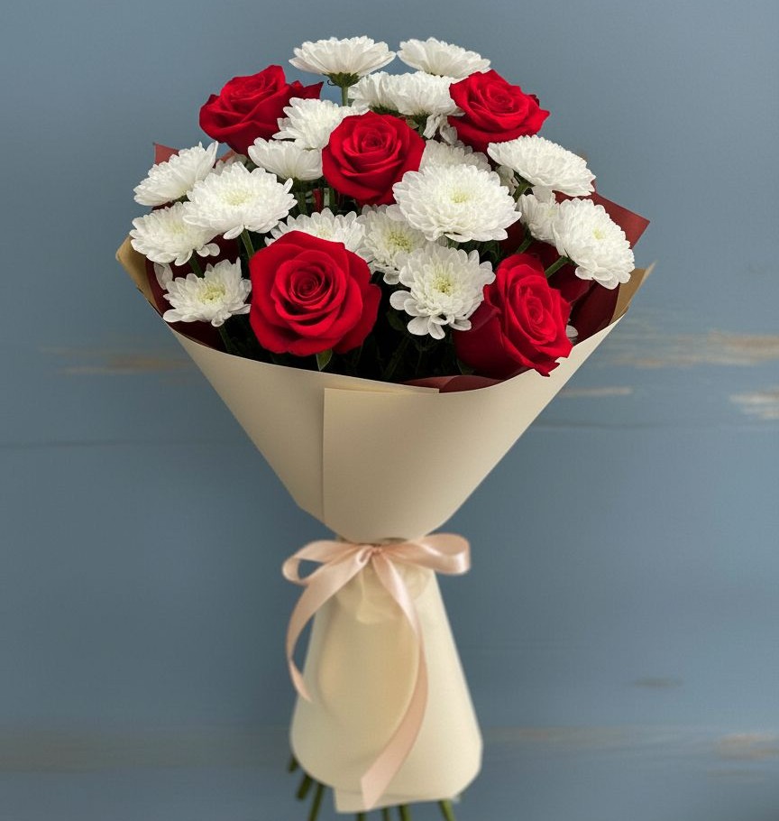 Букет романтическая гармония в Нижневартовске Букет цветов из: Розы и Хризантемы в Нижневартовске