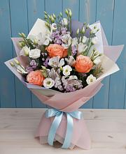 Букет Утренняя свежесть в Нижневартовске Букет цветов из:  Лизиантусы, Розы, Альстромерии и Гипсофила в Нижневартовске