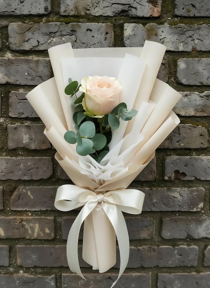 Букет Королевская звезда в Нижневартовске Букет цветов из: Розы в Нижневартовске