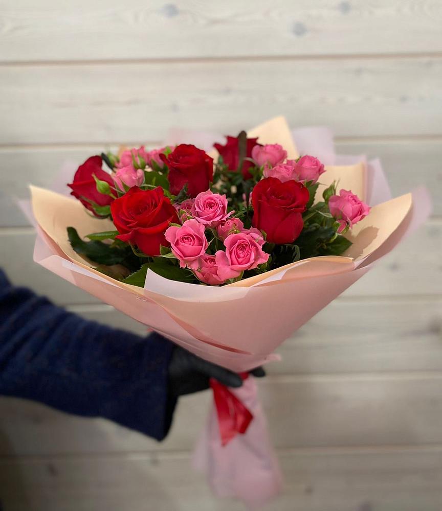 Букет тайны любви в Нижневартовске Букет цветов из: Розы в Нижневартовске